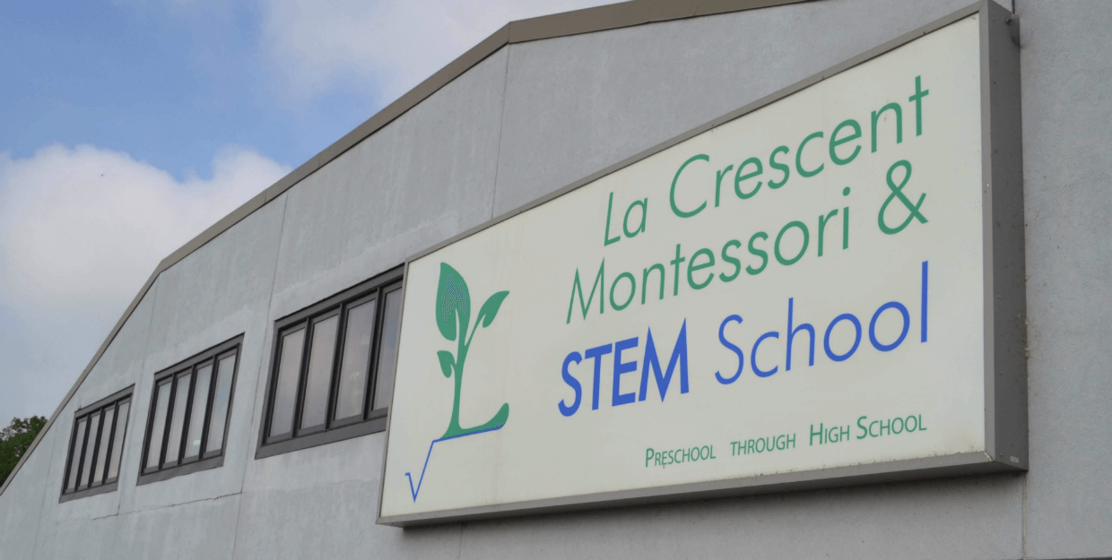 La Crescent Montessori